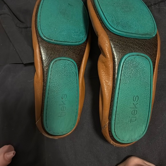 Chestnut Brown Leather Ballet Flats - Picture 4 of 4